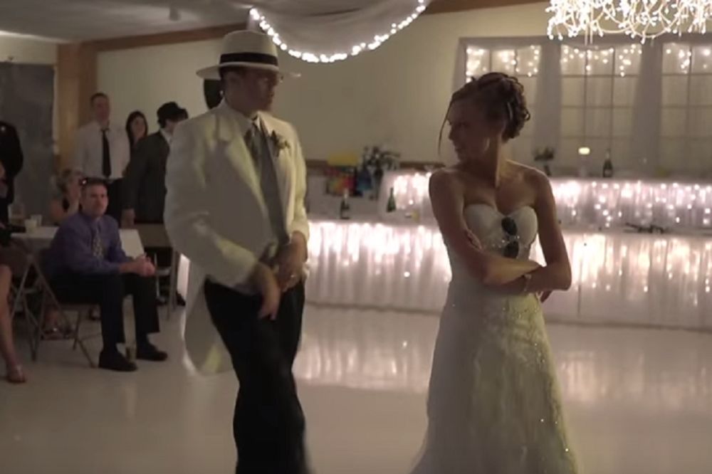 Pokretima Majkla Džeksona napravio ludilo od svadbe! (VIDEO)