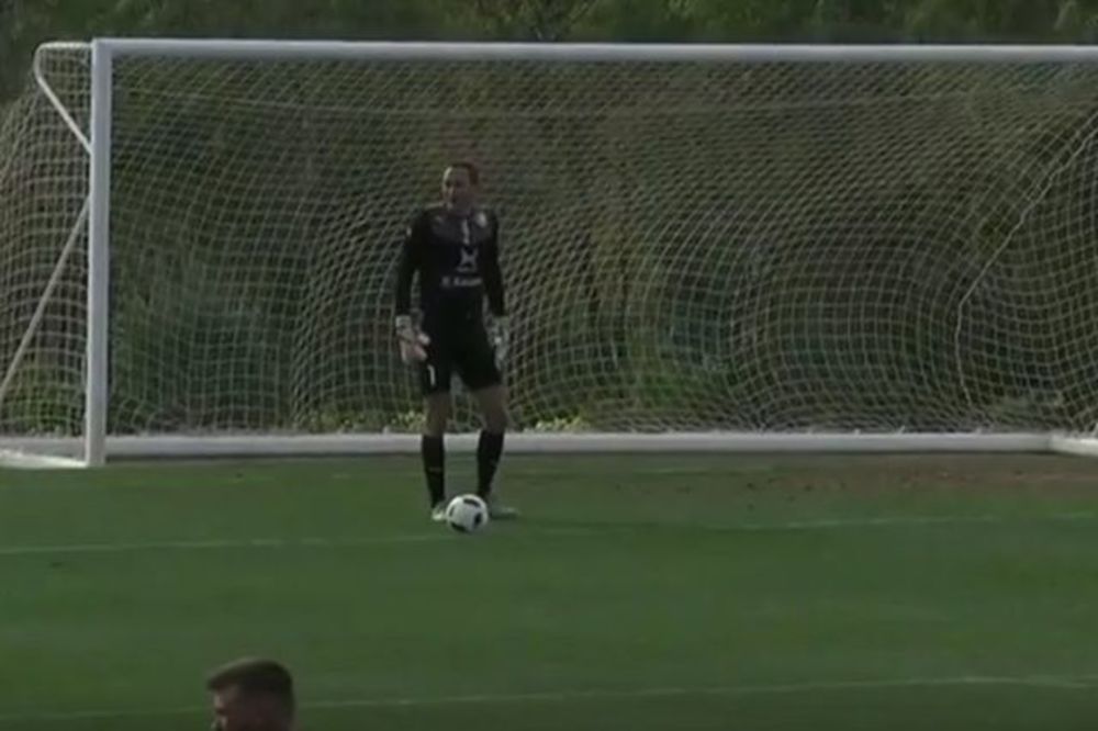 Neverovatno: Vetar oduvao gol za vreme utakmice! (GIF) (VIDEO)