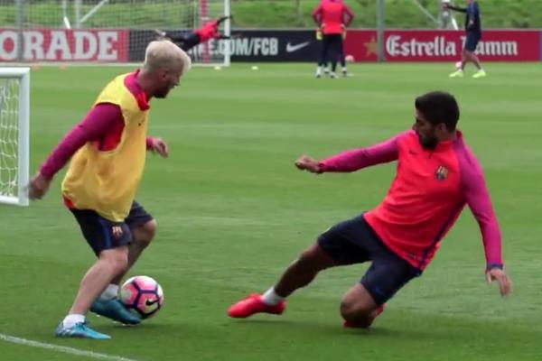 Luisu Suarezu nije bilo dobro posle Mesijeve majstorije na treningu! (VIDEO)