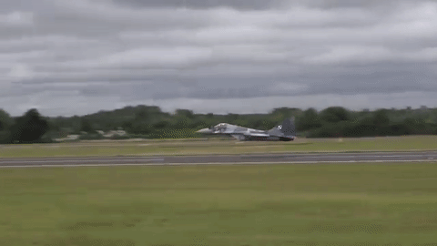 Ovo je MiG 29, budući PONOS SRPSKOG VAZDUHOPLOVSTVA! (VIDEO)