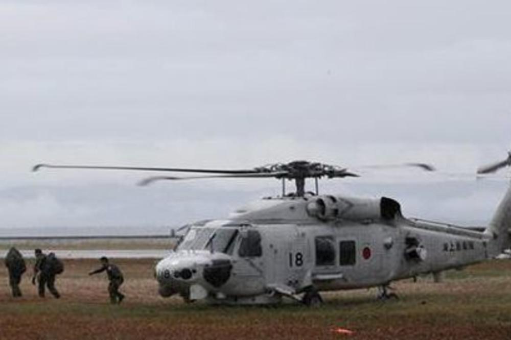 NESREĆA U JAPANU: Nestao vojni helikopter, traga se za posadom!
