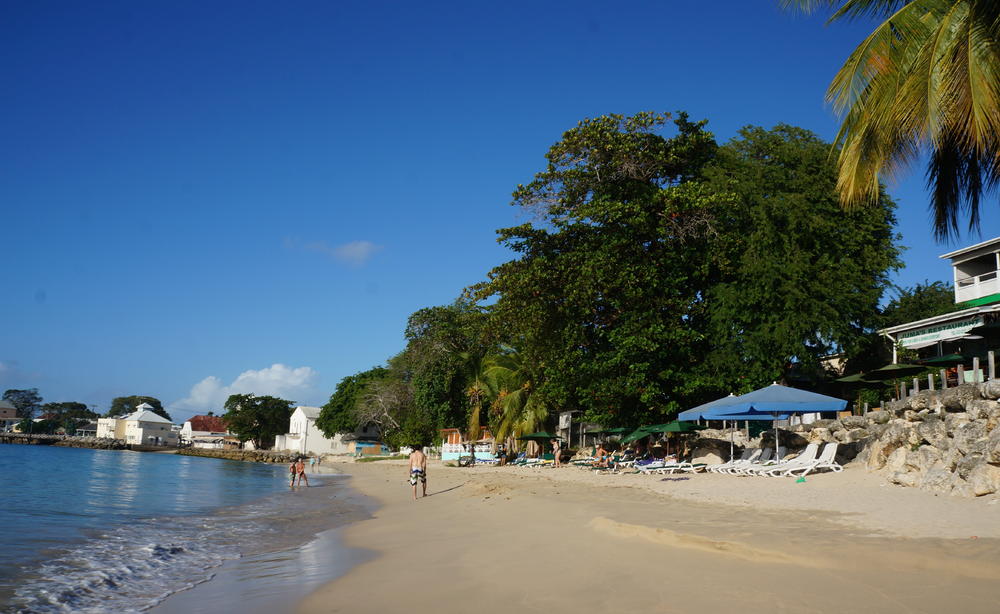Zapadna obala Barbados je poznata po divnim peščanim prostranstvima   