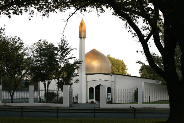 MUSLIMANSKI VERSKI VOĐA PREMINUO POSLE RANJAVANJA: Upucan ispred džamije u Americi