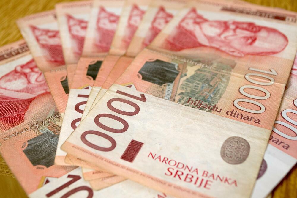 NARODNA BANKA SRBIJE: Evro danas 117,56 dinara!