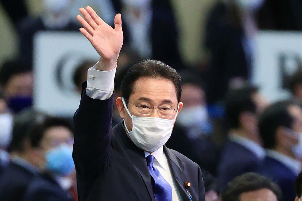 Premijer Japana najavio buster doze u decembru