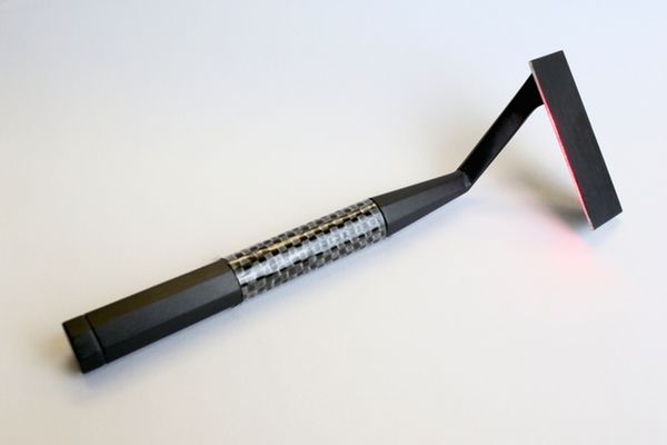 Novi laserski brijač sačuvaće vam vreme i kožu! (VIDEO) (FOTO)
