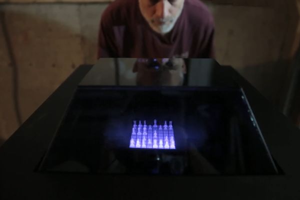 Voksiboks: Uređaj koji pretvara slike u 3D hologram (VIDEO)