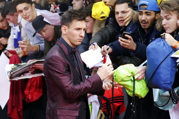 Mesi će ponovo šokirati javnost: Pogledajte odelo koje je spremio Argentinac za dodelu Zlatne lopte! (FOTO)