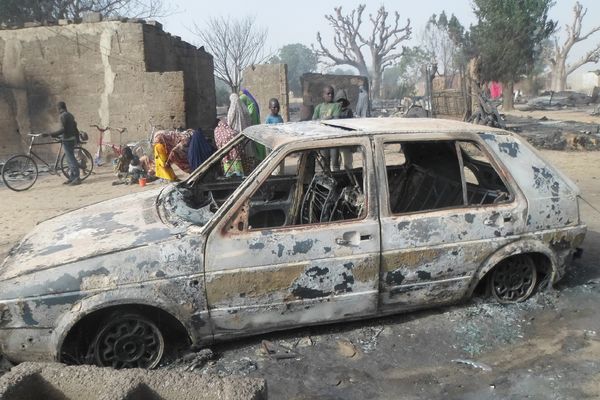 Novi masakr u Nigeriji: Džihadisti spalili 86 ljudi i dece! (FOTO)