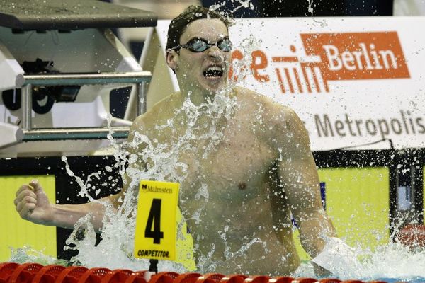 Ko bi rekao da će najbolji srpski plivač zapasti u veliki problem zbog vode oko njega! (VIDEO)