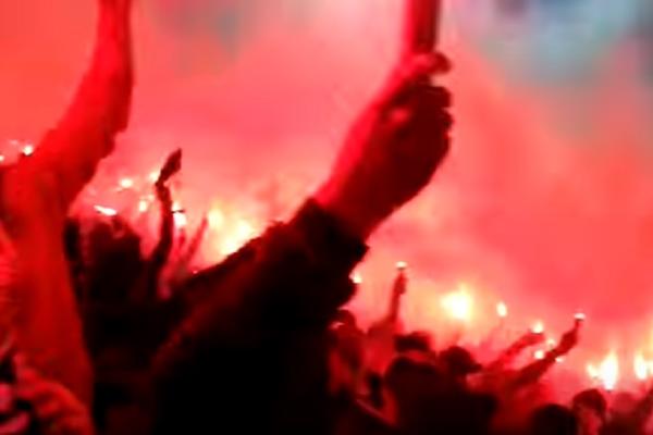 Ludnica u Makedoniji: Albanski huligani divljali i pravili haos! (VIDEO)