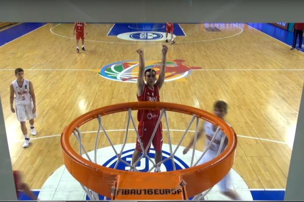 Prva pobeda na Eurobasketu! Srpski juniori PREGAZILI Italijane!