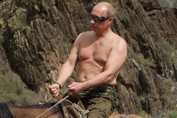 Putin ukinuo PornHub i YouPorn i poručio: Ljudi, seksajte se uživo! (FOTO)