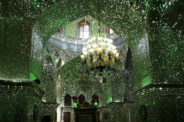 Milioni staklića i dijamantska svetlost: Šah Čeraž je jedna od najlepših džamija! (FOTO) (VIDEO)