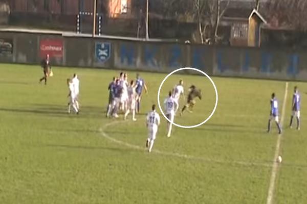LUDNICA U BOSNI: Sudija isključio igrača, a onda je jedva izvukao živu glavu sa terena! (VIDEO)