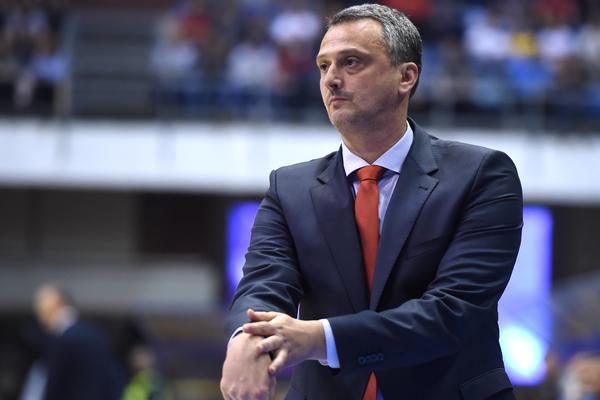 Dejan Radonjić ulepšao dan košarkašima sa invaliditetom!