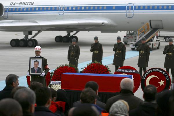 Danas sahrana Andreja Karlova - prisustvuje i Putin