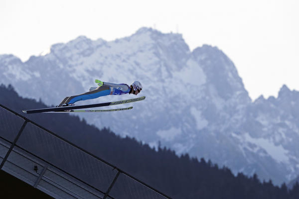 NEĆE VIŠE LETETI: Četvorostruki osvajač svetskog kupa u ski skokovima objavio da ZAVRŠAVA KARIJERU!