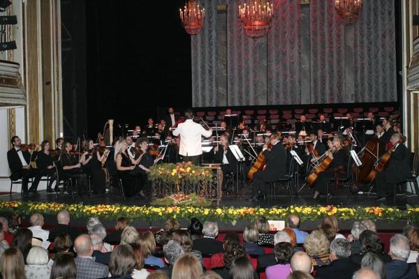 Pravi užitak za ljubitelje klasike: Gala koncert Opere Narodnog pozorišta i Simfonijski orkestar i  Hor RTS u Sava Centru