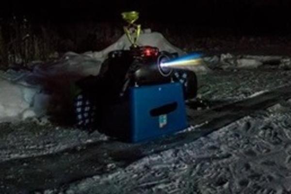 TO JE GEJMERSKI DUH: Napravio igraonicu u sred ledene pustinje! (FOTO) (VIDEO)