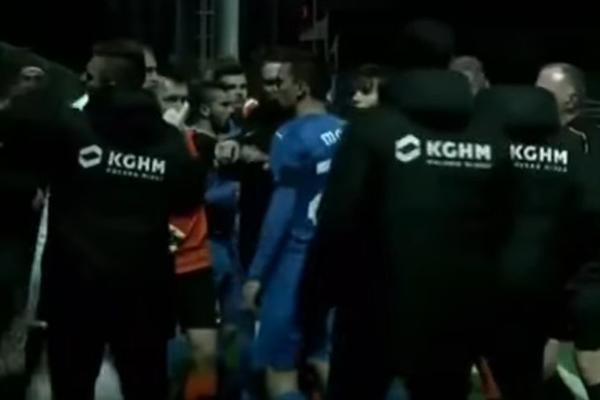 (NE)PRIJATELJSKI MEČ: Fudbaleri Dinama i Partizanovog evropskog dželata napravili šorku na utakmici! (VIDEO)