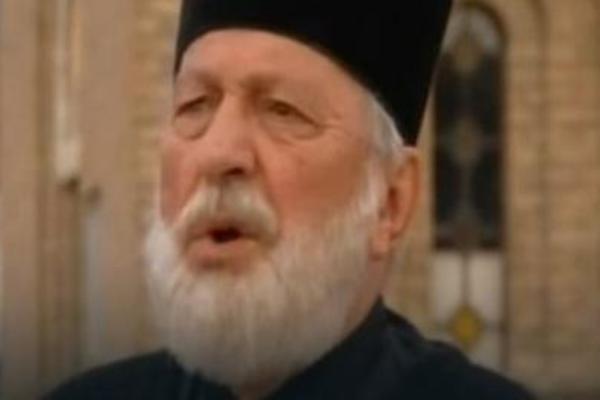 On je igrao sveštenika Stanislava u seriji "Selo gori...": Čuveni srpski glumac je otac bivšeg ministra