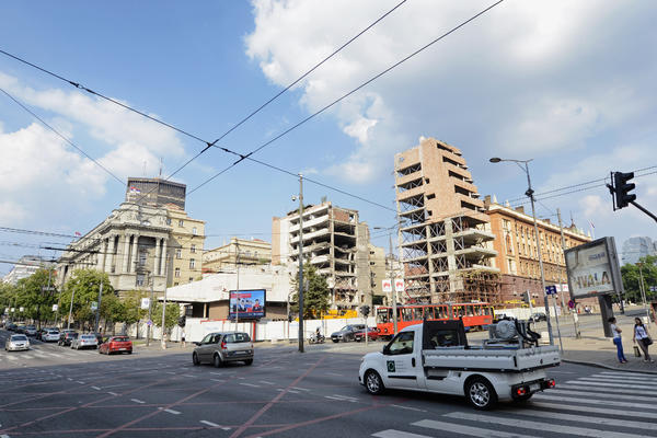 BORBA SA KOMARCIMA: Zaprašivanje "krvopija" nastavlja se sutra, evo u kojim delovima Beograda!