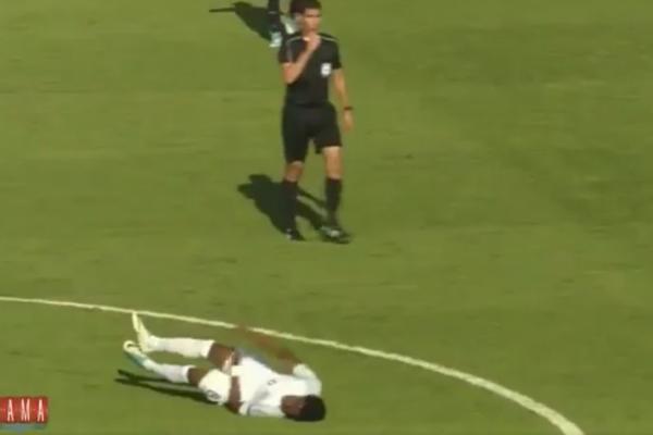 Reprezentativac Engleske posle sudara sa protivničkim igračem udario glavom o zemlju i nije se probudio! (VIDEO)