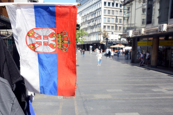Ježenje od ponosa je minimalno osećanje koje će osetiti svaki Srbin kad vidi ovaj selfi! (FOTO)
