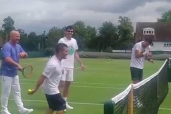 Novak se pokrio od sramote zbog Ančića: Nije mogao da veruje da je toliko loš! (VIDEO)