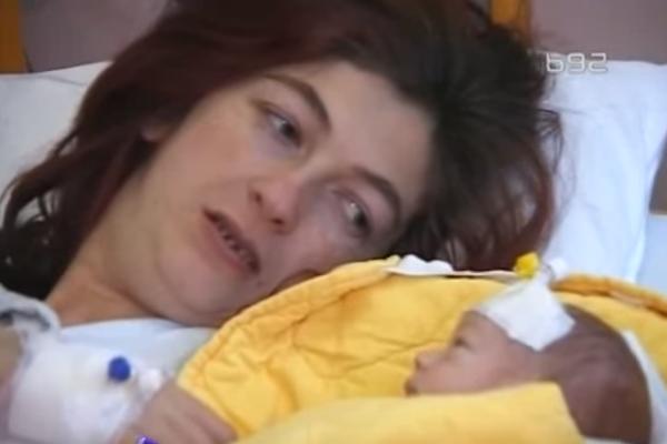 MAJKA HRABROST (32) ODBILA JE DA LEČI TUMOR NA MOZGU kako bi rodila bebu, i umrla je: Sada je njen sin napunio 5 godina (FOTO)