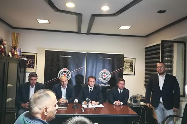 ZVEZDA UZVRAĆA UDARAC? KK Partizan duguje 10 puta više od prijavljenog duga, šta u Upravi kažu na to? (FOTO)