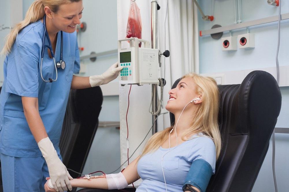 Krv trudnica može da ubije! Sve opasnosti transfuzije krvi za muškarce! (FOTO)