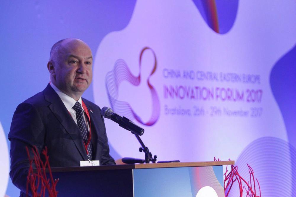 Ministar za tehnološki razvoj i inovacije Nenad Popović  