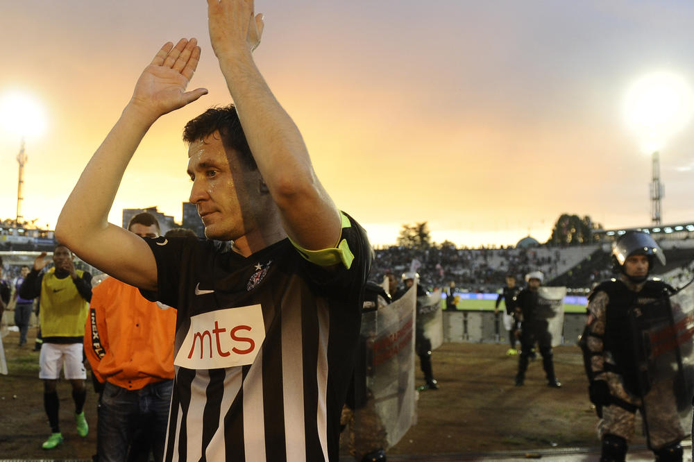 SVETI SALE! Partizanova legenda ulazi u PETU DECENIJU života! Ali bi da igra još malo... (FOTO) (VIDEO)