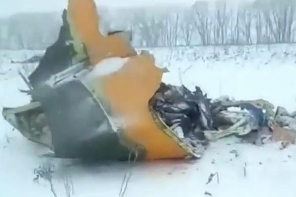 VELIKA DRAMA U RUSIJI: Srušio se avion sa 65 putnika i 6 članova posade, SVI SU POGINULI! (VIDEO)