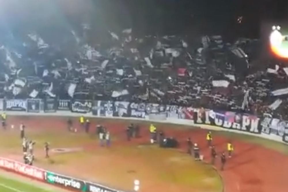 OD NJIH NIKO NIJE HRABRIJI! Ovo je najluđa grupa navijača sa stadiona Partizana! (VIDEO)