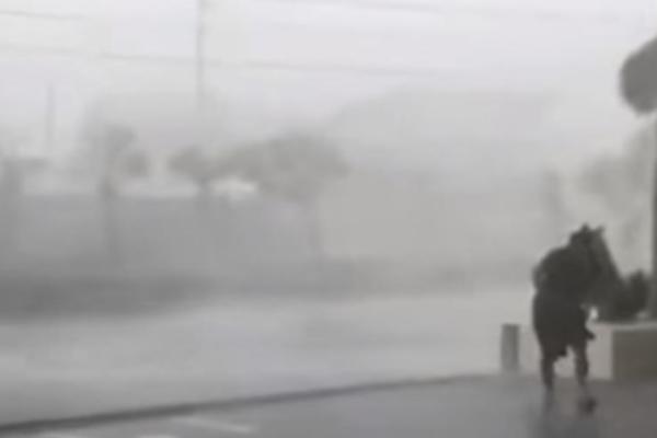 TAJFUN MARIJA POGODIO TAJVAN, SVI LETOVI OTKAZANI: Evakuisano više od 2.000 ljudi! (VIDEO)