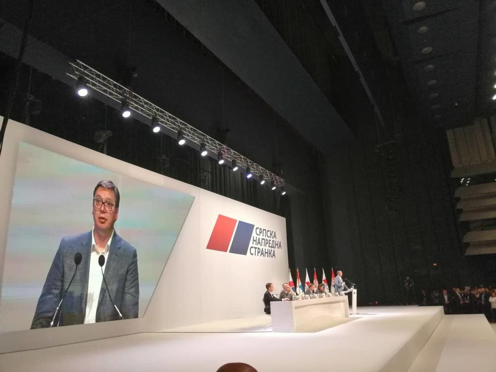 Aleksandar Vučić presedava na sednici Glavnog odbora  
