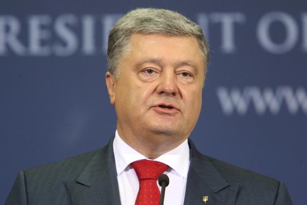 POROŠENKO SE VRATIO U UKRAJINU: Bivši predsednik danas pred SUDOM