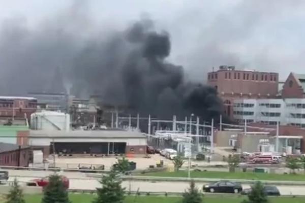 EKSPLODIRAO TRANSFORMATOR: Dim kulja iz elektrane, vatrogasci se bore s vatrenom stihijom! (VIDEO, FOTO)
