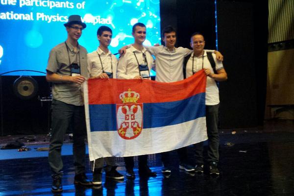 Veliki uspeh mladih fizičara na Međunarodnoj olimpijadi u Tel Avivu, uz podršku NIS-a!