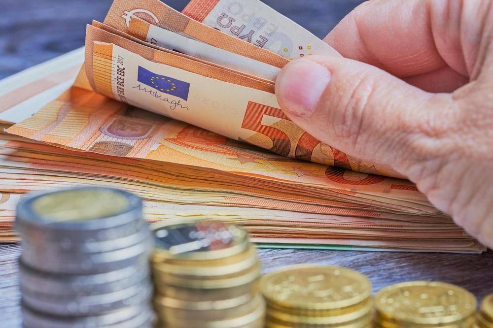 GOTOVO: Sutra se završava isplata novčane pomoći od 100 evra