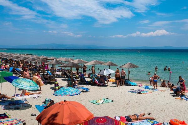 JEDNO OD NAJVRELIJIH LETA U POSLEDNJIH 127 GODINA: Neverovatne vrućine u Grčkoj, leto će trajati do POLA OKTOBRA!