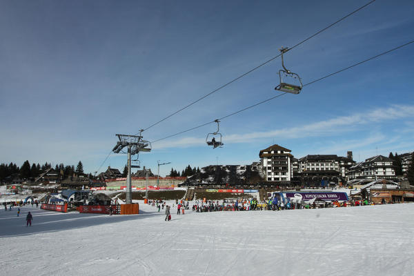 JOŠ 10 DANA IMATE FORE: Zatvara se skijaška sezona na srpskim skijalištima