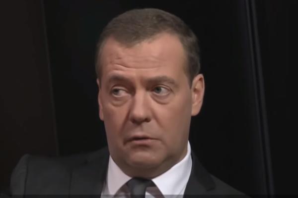 RUSIJA ULAŽE ZNAČAJNA SREDSTVA U ISTRAŽIVANJE SVEMIRA, izjavio je Medvedev