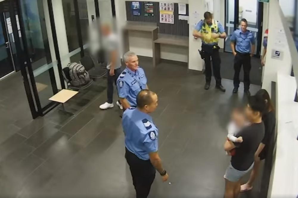 BEBU KOJA SE GUŠILA RODITELJI SU UNELI U POLICIJSKU STANICU: Onda je policajac uradio nešto neverovatno! (VIDEO)
