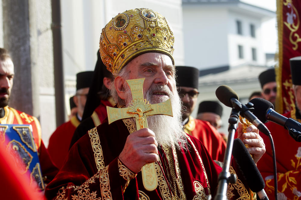 KORONAVIRUS JE BOŽIJA OPOMENA: Patrijarh na Vaskrs poslao snažnu poruku svim Srbima!