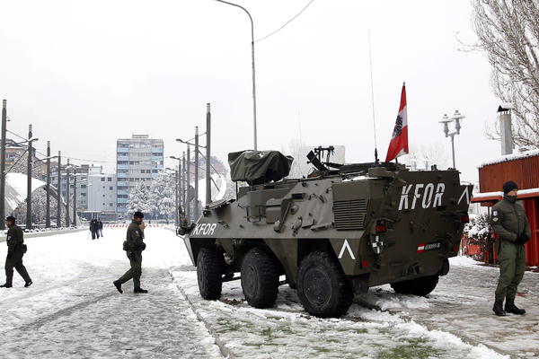 KFOR: Pažljivo pratimo situaciju na severu Kosova, sve strane da doprinesu bezbednosti