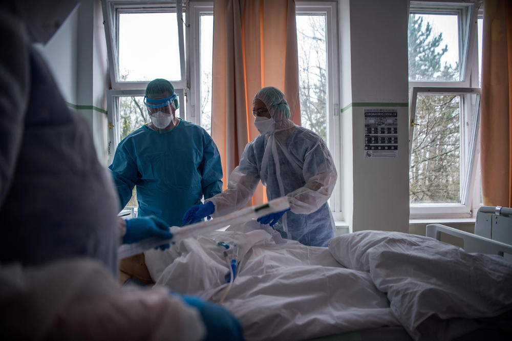 KORONA U SUBOTICI! Na bolničkom lečenju 77 pacijenata, virus ušao u GERONTOLOŠKI CENTAR